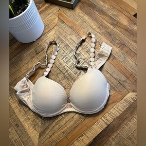 Beige bra 32B